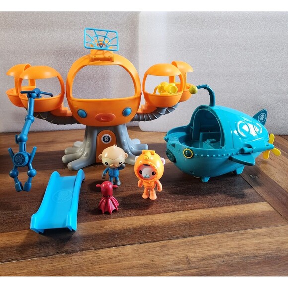 Octonauts Above & Beyond Octopod Mixed  Lot Gup-A & 3 Figures Barnacles Paani - Picture 1 of 5